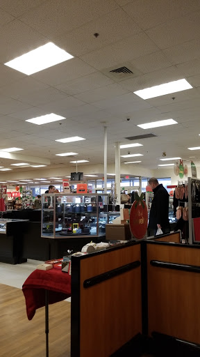 Department Store «T.J. Maxx», reviews and photos, 1600 Woodbury Ave, Portsmouth, NH 03801, USA