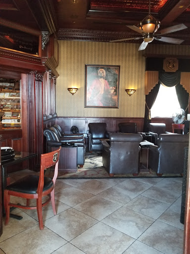 Tobacco Shop «Angry Moon Cigar Bar», reviews and photos, 2401 PGA Boulevard, Palm Beach Gardens, FL 33410, USA