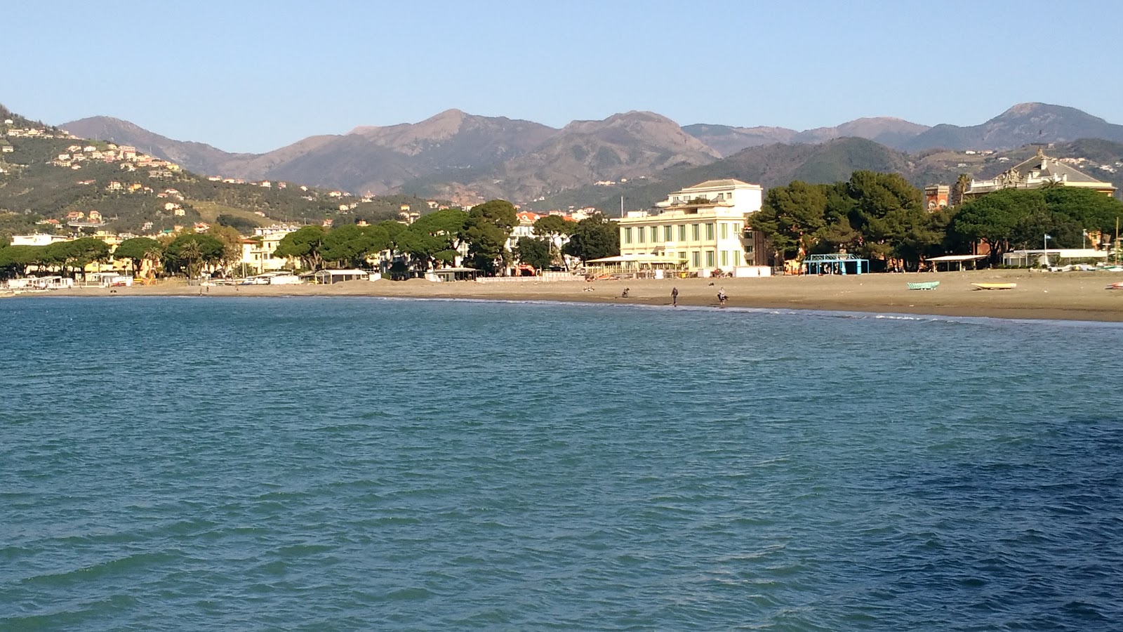 Photo de Spiaggia Sestri Levante avec un niveau de propreté de très propre