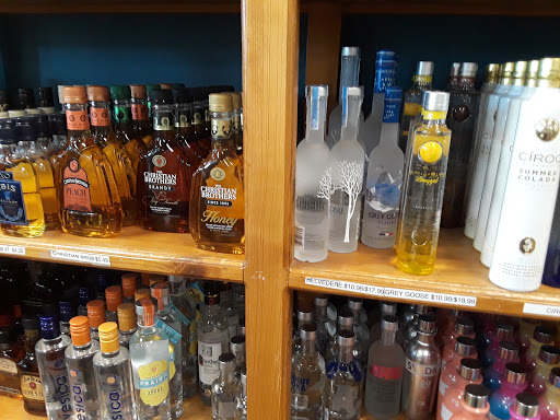 Liquor Store «Majestic Spirits-Wine & Liquor», reviews and photos, 3705 Malco Way, Memphis, TN 38125, USA