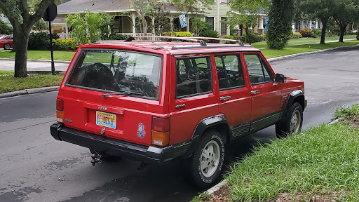 Auto Body Shop «Econo Auto Painting & Body Wrk», reviews and photos, 7020 N Dale Mabry Hwy, Tampa, FL 33614, USA