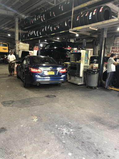 Auto Body Shop «Punjab Auto Repair», reviews and photos, 33-56 21st St, Long Island City, NY 11106, USA