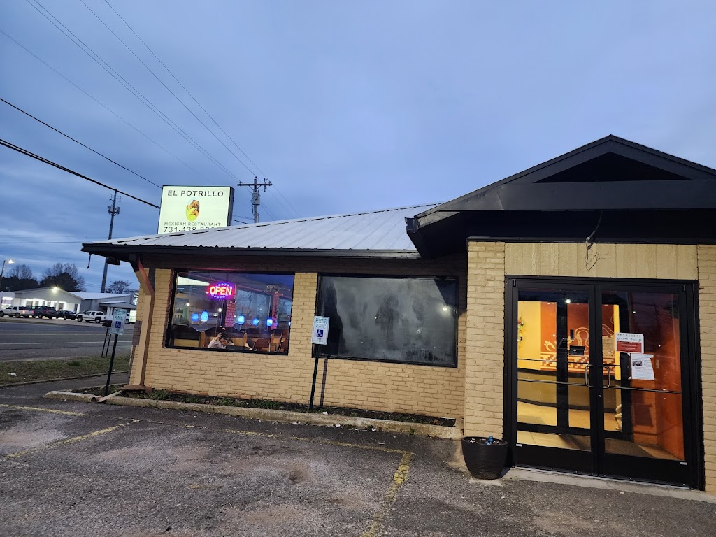 El Potrillo Mexican Restaurant 38372