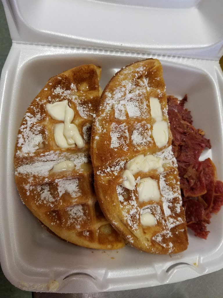 Charlie's Restaurant 07018