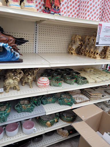 Dollar Store «Dollar Discount Center», reviews and photos, 2550 S Decatur Blvd, Las Vegas, NV 89102, USA