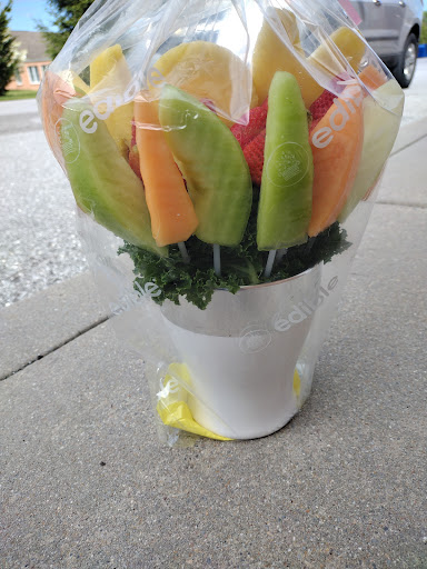Gift Shop «Edible Arrangements», reviews and photos, 222 E Oak Ridge Dr #1100, Hagerstown, MD 21740, USA