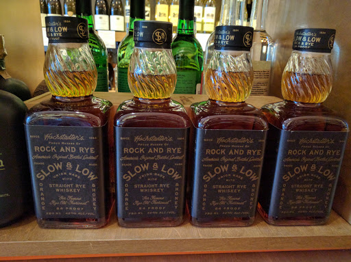 Wine Store «Underdog Wine Co.», reviews and photos, 319 E 55th St, Kansas City, MO 64113, USA