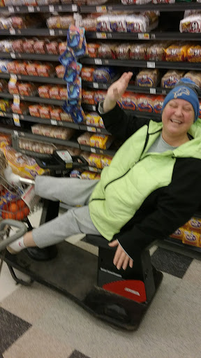 Grocery Store «Kroger», reviews and photos, 1200 E Bristol Rd, Burton, MI 48529, USA