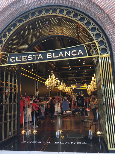 Stores to buy women's clothing Rosario