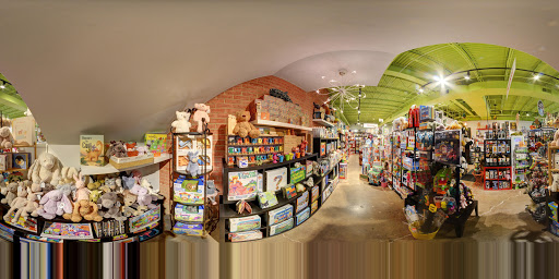 Toy Store «MOORE Toys & Gadgets», reviews and photos, 107 E Front St, Wheaton, IL 60187, USA