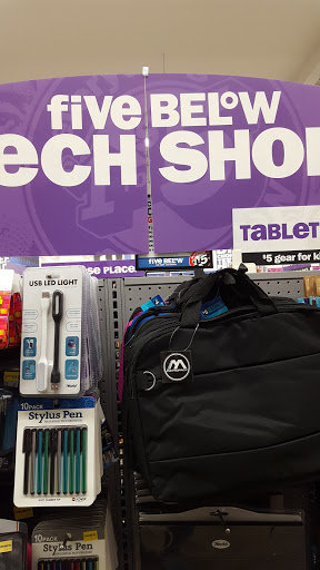 Variety Store «Five Below», reviews and photos, 3545 28th St SE, Grand Rapids, MI 49512, USA