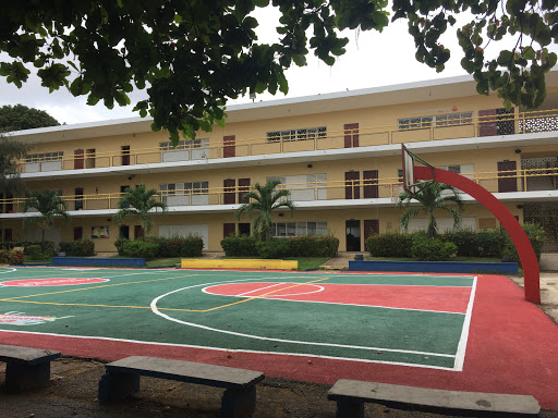 Colegios publicos en Santo Domingo