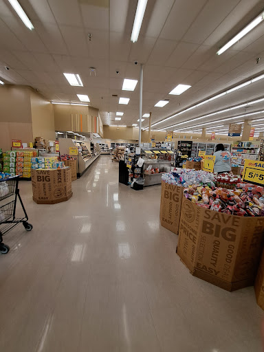 Grocery Store «Food Lion», reviews and photos, 1202 W Broad St, Elizabethtown, NC 28337, USA