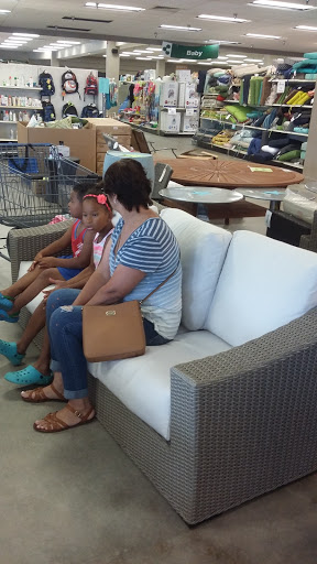 Discount Store «Bargain Hunt», reviews and photos, 250 John W Morrow Jr Pkwy #100, Gainesville, GA 30501, USA