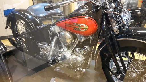 Harley-Davidson Dealer «Mathews Harley-Davidson», reviews and photos, 548 N Blackstone Ave, Fresno, CA 93701, USA