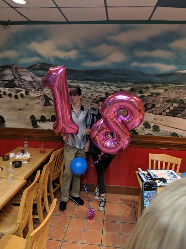 Shopping Mall «Ashland Hanover Shopping Center», reviews and photos, 215 N Washington Hwy, Ashland, VA 23005, USA