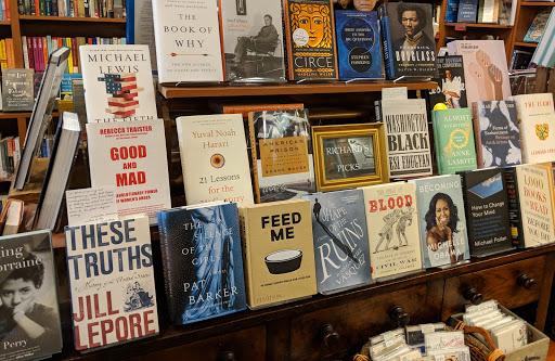 Book Store «Head House Books», reviews and photos, 619 S 2nd St, Philadelphia, PA 19147, USA