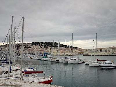 STATION PHARE ST LOUIS (Station-service nautique à Sète) à Sète