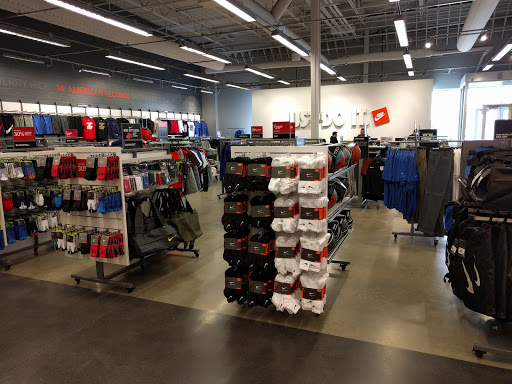 Clothing Store «Nike Factory Store», reviews and photos, 7105 Mills Civic Pkwy #140, West Des Moines, IA 50266, USA