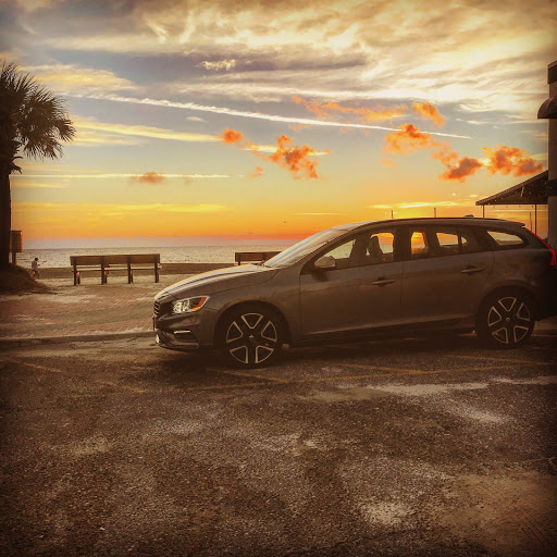 Car Dealer «Deel Volvo», reviews and photos, 3650 Bird Rd, Miami, FL 33133, USA