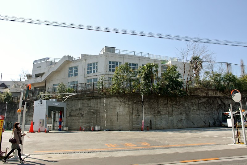 東京都立富士高等学校 附属中学校 東京都中野区弥生町 公立学校 学校 塾 グルコミ