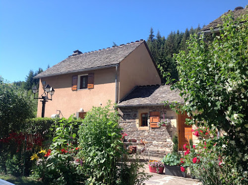 Lodge Gîtes de France 2 épis 2 pers à Saint Jean du Bleymard Mont Lozère et Goulet