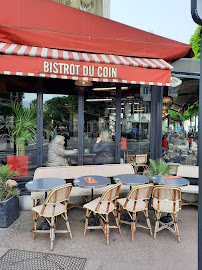 Atmosphère du Restaurant brasserie Bistrot du coin à Levallois-Perret - n°11
