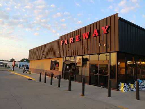 Fareway Grocery, 1101 S 5th St, Polk City, IA 50226, USA, 