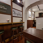 Photo n°5 de l'avis de Raffaella.a fait le 14/05/2023 à 16:52 sur le  Panini De Santis via San Carpoforo - Milano zona Brera à Milan