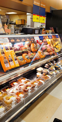 Supermarket «Family Fare Supermarket», reviews and photos, 905 E Eighth St, Traverse City, MI 49686, USA