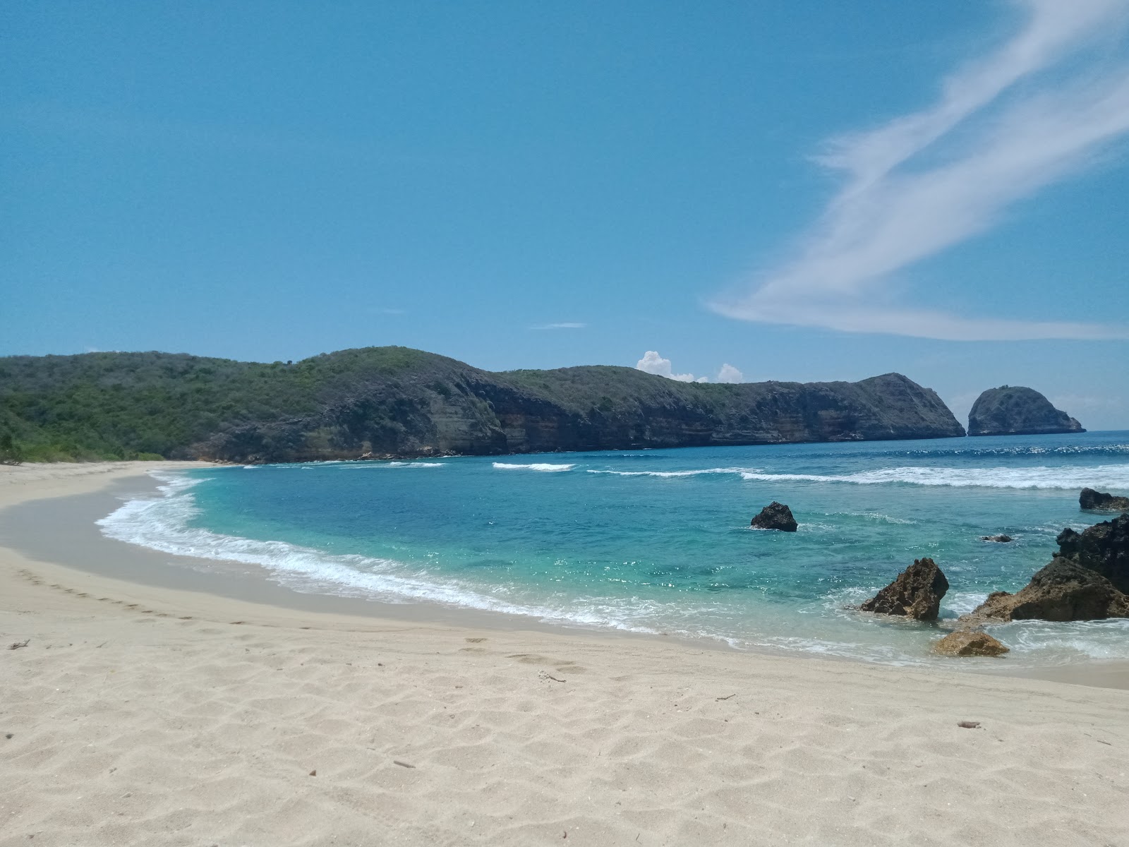 Teluk Ujung Beach的照片 位于自然区域