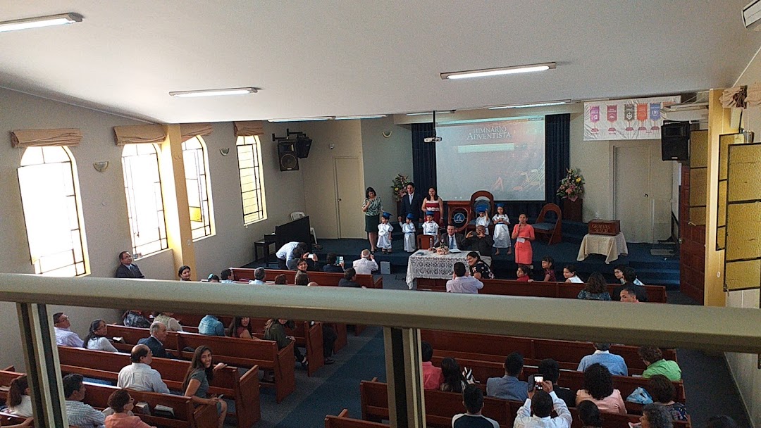 Iglesia Adventista Del 7mo Dia , Monterrico