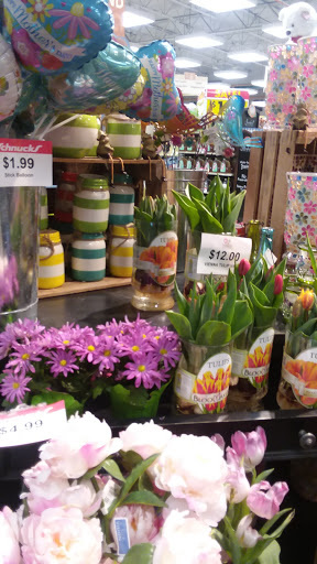 Grocery Store «Schnucks», reviews and photos, 2222 Troy Rd, Edwardsville, IL 62025, USA