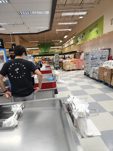 Korean Grocery Store «Lotte Plaza Market - Centreville», reviews and photos, 5900 Centreville Crest Ln, Centreville, VA 20121, USA