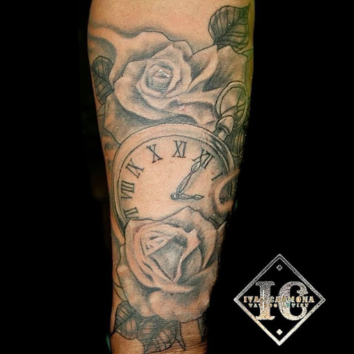 Explore dog memorial tattoo ideas, creative tattoo ideas in Sioux Falls, available at Starry Eyed Studio