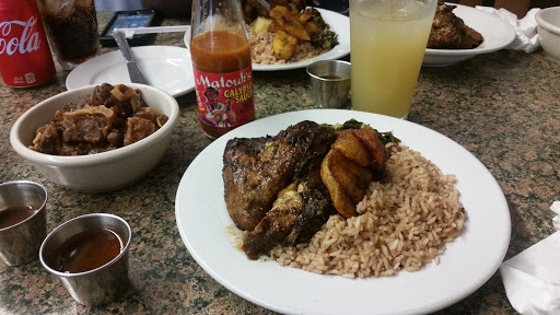 Natraliart Jamaican Restaurant & Market