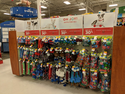 Pet Supply Store «PetSmart», reviews and photos, 12142 Jefferson Ave, Newport News, VA 23602, USA