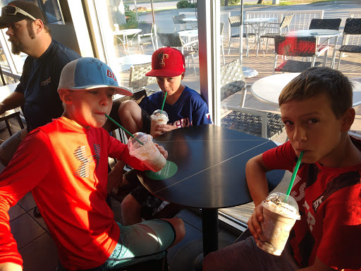 Coffee Shop «Starbucks», reviews and photos, 1011 W Airport Fwy, Euless, TX 76040, USA