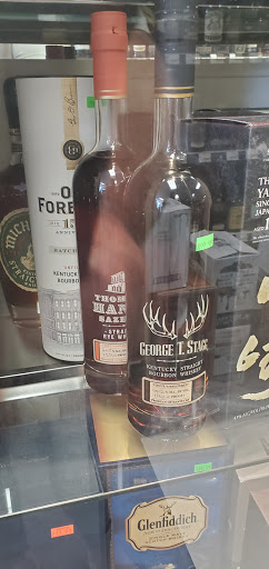 Liquor Store «Emporium Liquor Shoppe», reviews and photos, 30547 US Hwy 19 N, Palm Harbor, FL 34684, USA