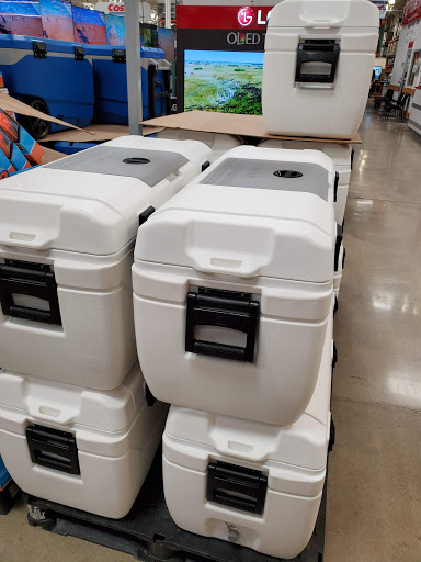 Warehouse store «Costco Wholesale», reviews and photos, 27118 Gratiot Ave, Roseville, MI 48066, USA