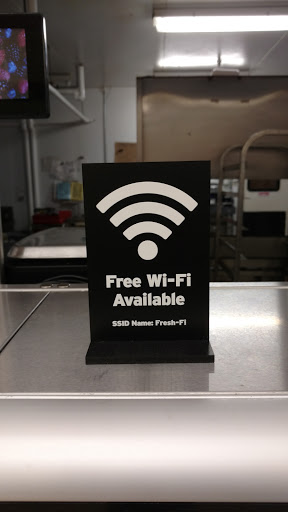 Grocery Store «Hannaford Supermarket», reviews and photos, 99 Main St, Gorham, ME 04038, USA