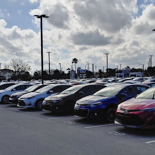 Used Car Dealer «CarMax», reviews and photos, 6375 S Semoran Blvd, Orlando, FL 32822, USA