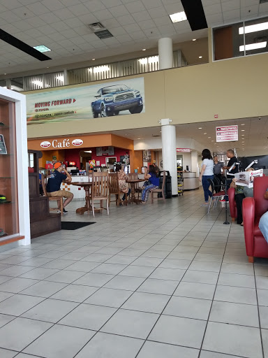 Toyota Dealer «Toyota of Pharr», reviews and photos, 1625 W Expy 83, Pharr, TX 78577, USA