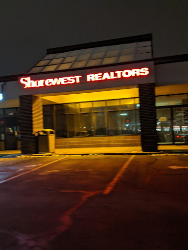 Real Estate Agency «Shorewest Realtors - Kenosha Office», reviews and photos, 5902 75th St, Kenosha, WI 53142, USA