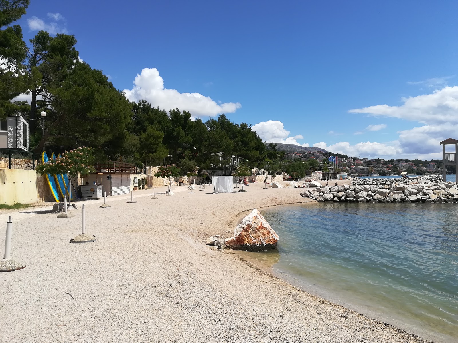 Foto av Stobrec beach med rymliga multifack