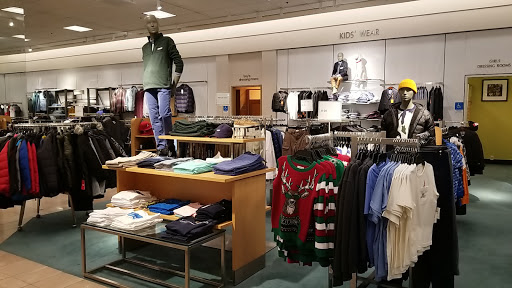 Department Store «Nordstrom», reviews and photos, 449 Menlo Park Mall, Edison, NJ 08837, USA