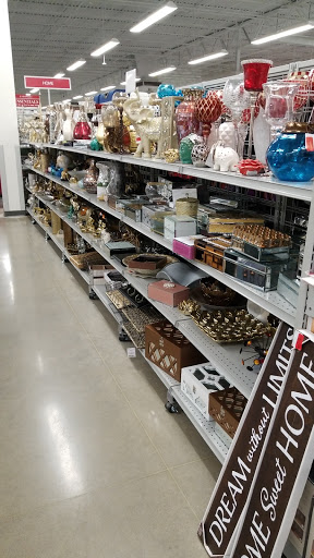 Clothing Store «Burlington Coat Factory», reviews and photos, 3475 Westdale Dr SW, Cedar Rapids, IA 52404, USA