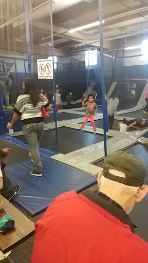 Recreation Center «G6 Airpark», reviews and photos, 10414 SE Washington St, Portland, OR 97216, USA