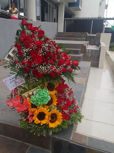 Opinii despre Panadería y Repostería Los Alpes în Cartagena de Indias, Provincia de Cartagena - Panadería