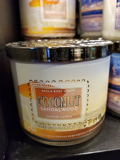 Beauty Supply Store «Bath & Body Works», reviews and photos, 1550 24th Ave NW, Norman, OK 73069, USA